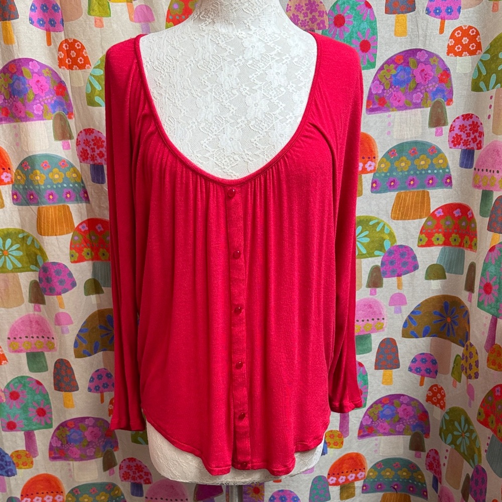 Nella Fantasia 3/4 Sleeve Lace Back Blouse. Large